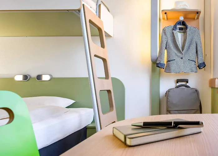 ibis budget Amberieu en Bugey/Chateau Gaillard A42