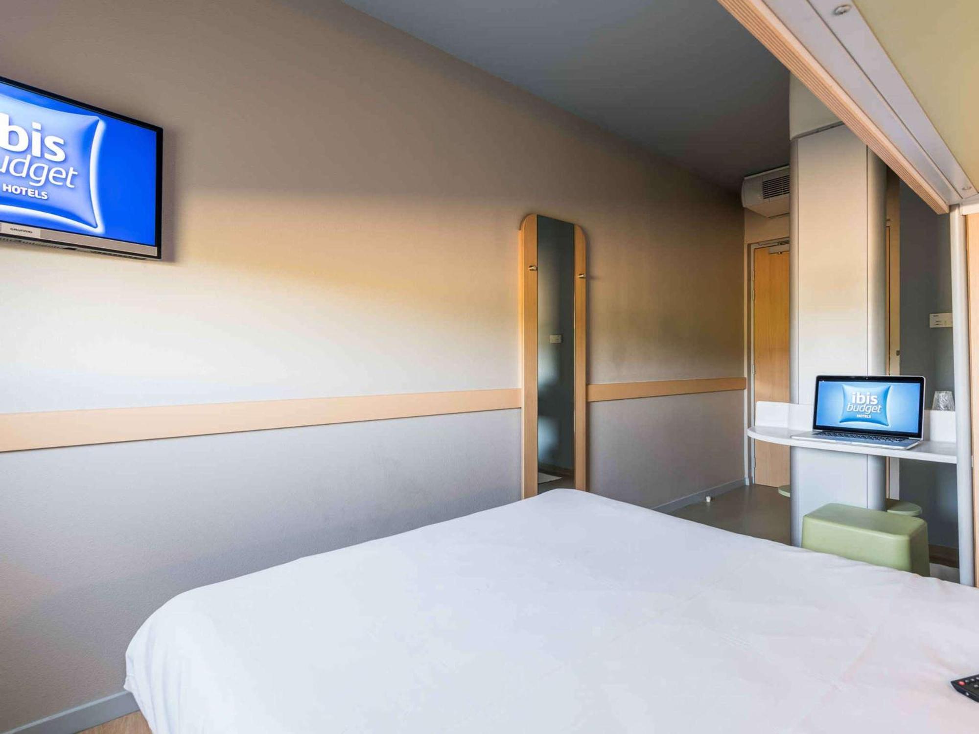 Ibis Budget Amberieu En Bugey/chateau Gaillard A42 Hotel