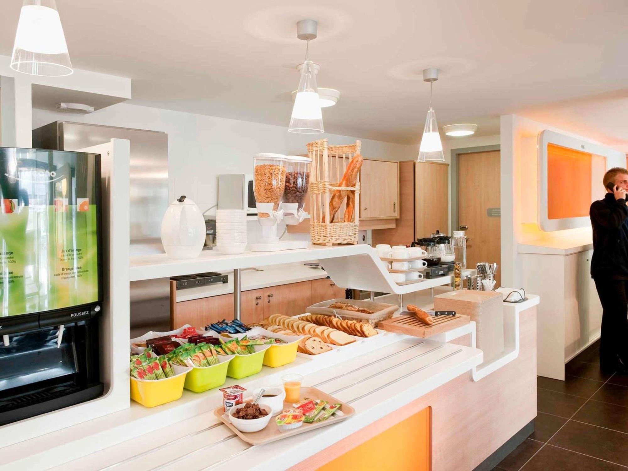 Ibis Budget Amberieu En Bugey/chateau Gaillard A42 Hotel